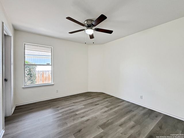 1222 Bobcat Pass, San Antonio, TX 78251