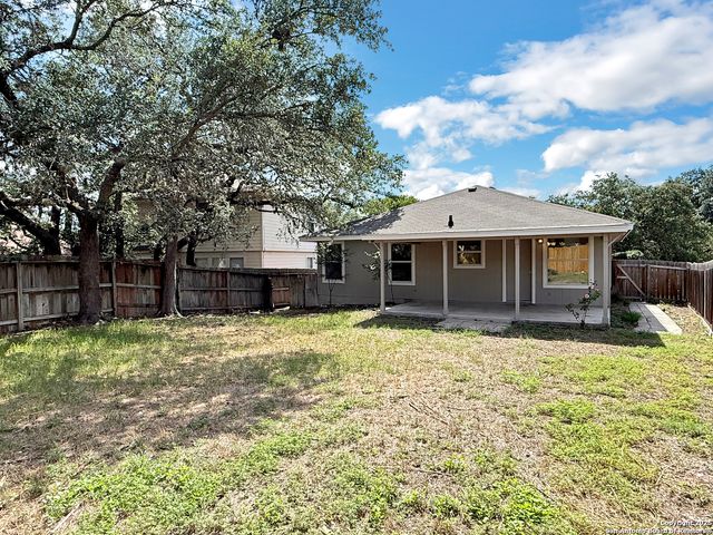 1222 Bobcat Pass, San Antonio, TX 78251