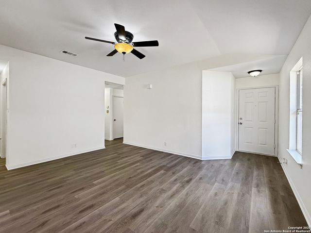 1222 Bobcat Pass, San Antonio, TX 78251