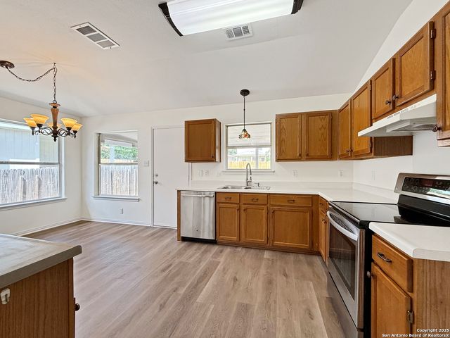 1222 Bobcat Pass, San Antonio, TX 78251