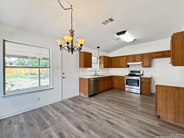 1222 Bobcat Pass, San Antonio, TX 78251