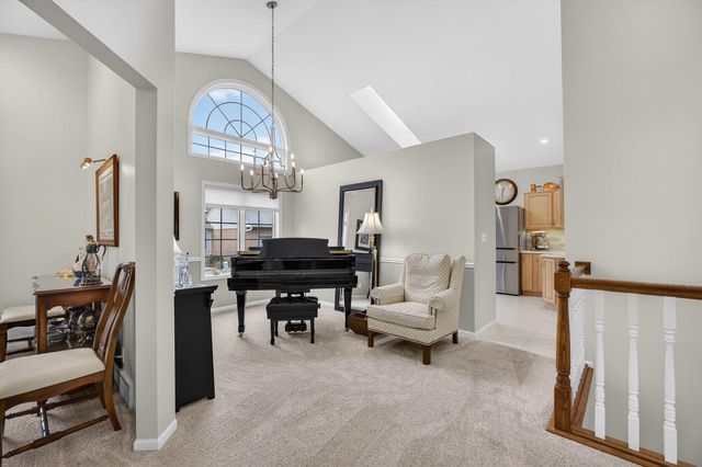 2140 31ST Avenue, Rock Island, IL 61201