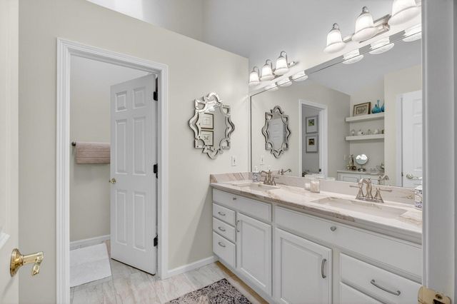 2140 31ST Avenue, Rock Island, IL 61201