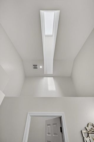 2140 31ST Avenue, Rock Island, IL 61201