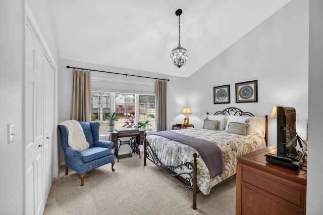 2140 31ST Avenue, Rock Island, IL 61201