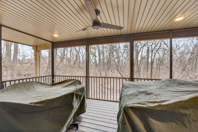 2140 31ST Avenue, Rock Island, IL 61201