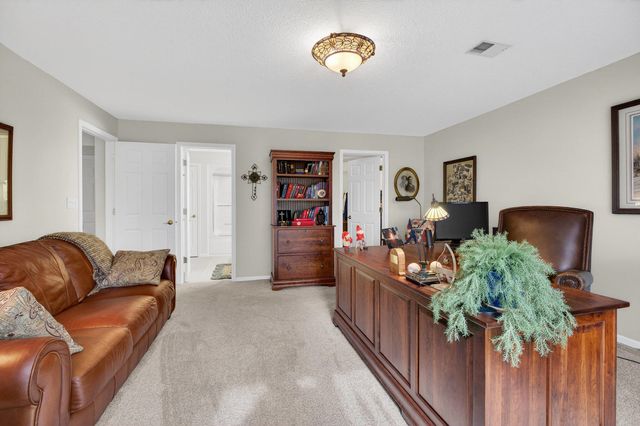 2140 31ST Avenue, Rock Island, IL 61201