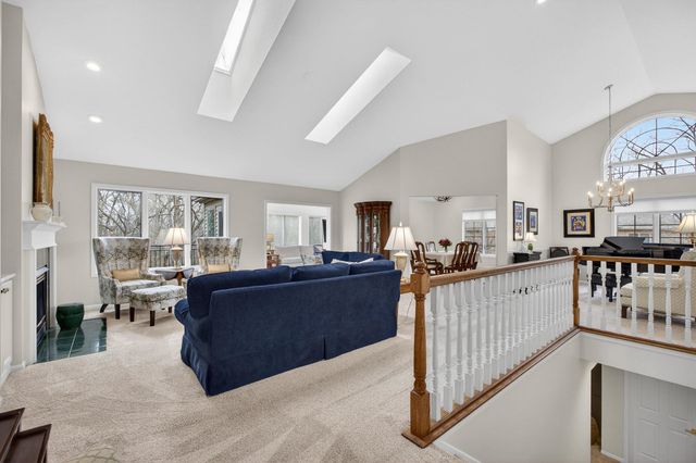 2140 31ST Avenue, Rock Island, IL 61201