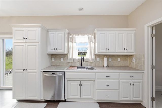 865 NW 1901st Road, Lone Jack, MO 64070