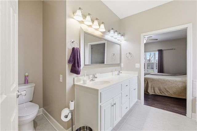 865 NW 1901st Road, Lone Jack, MO 64070