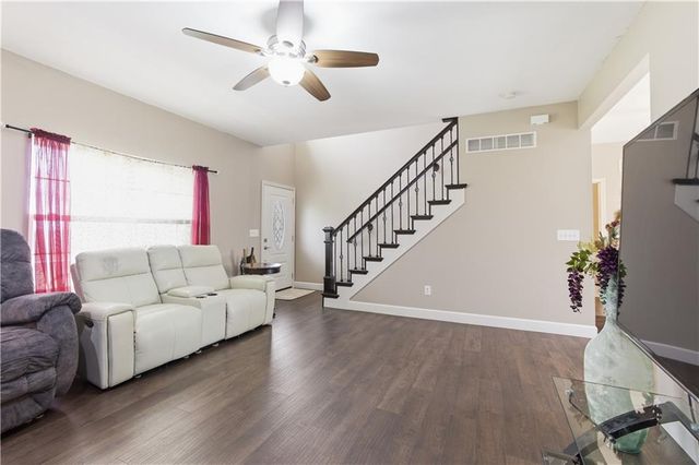 865 NW 1901st Road, Lone Jack, MO 64070
