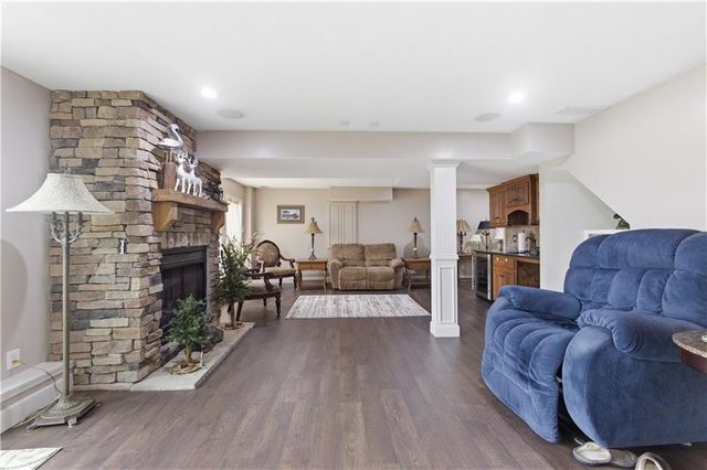 865 NW 1901st Road, Lone Jack, MO 64070