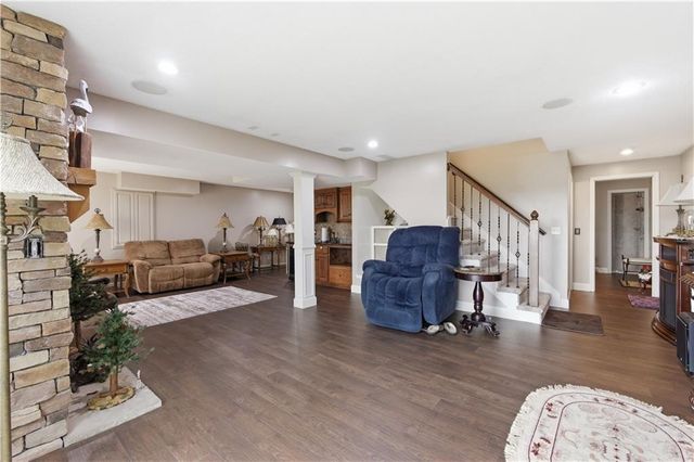 865 NW 1901st Road, Lone Jack, MO 64070