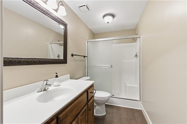 865 NW 1901st Road, Lone Jack, MO 64070