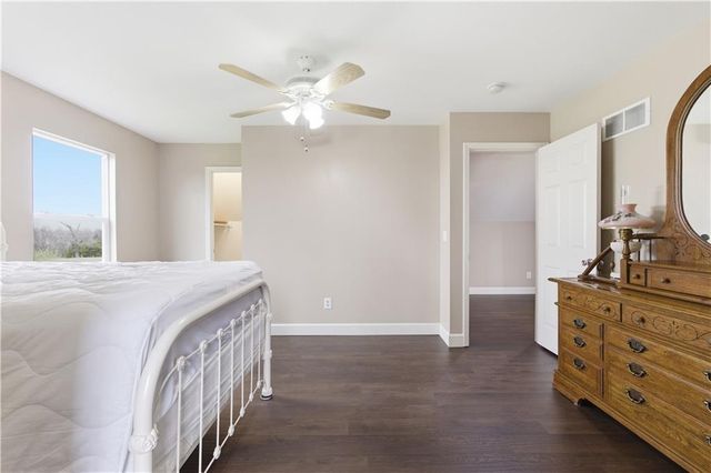 865 NW 1901st Road, Lone Jack, MO 64070