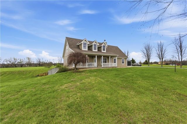 865 NW 1901st Road, Lone Jack, MO 64070