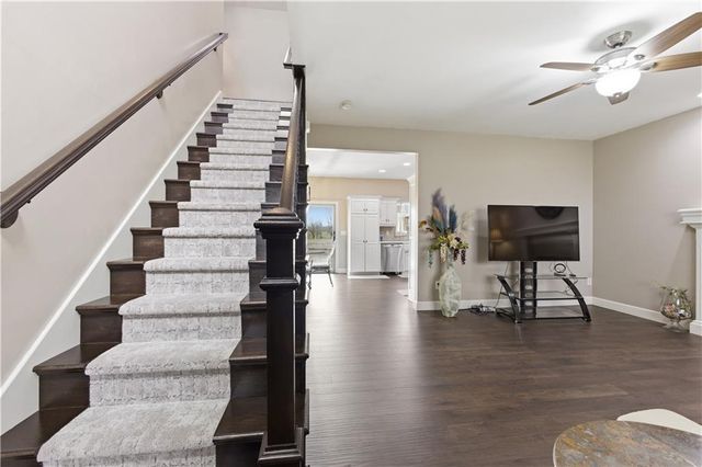865 NW 1901st Road, Lone Jack, MO 64070