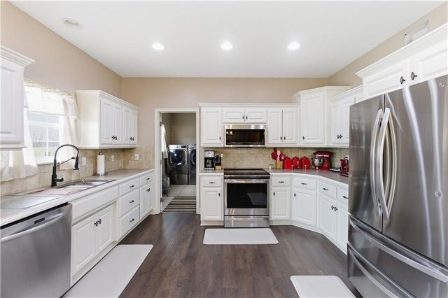 865 NW 1901st Road, Lone Jack, MO 64070