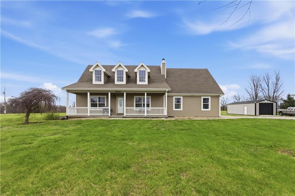 865 NW 1901st Road, Lone Jack, MO 64070
