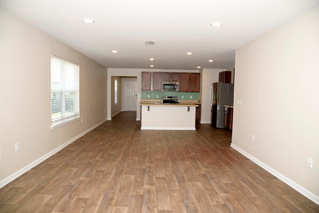 643 Earl Godwin Road, Freeport, FL 32439