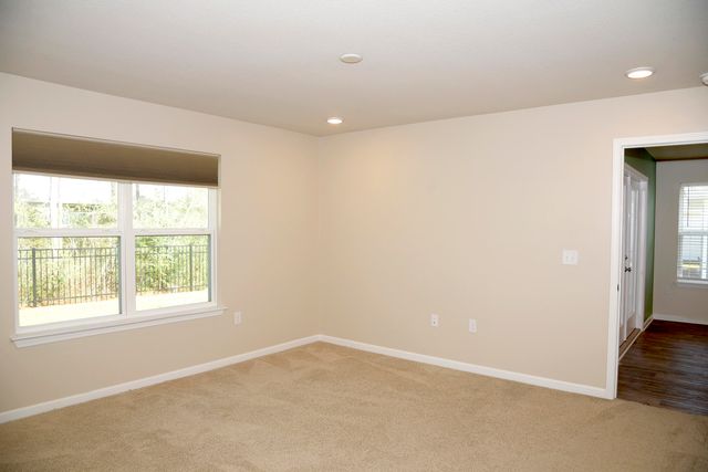 643 Earl Godwin Road, Freeport, FL 32439