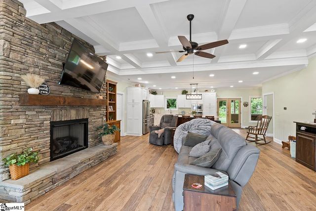 889 Murdock Road, Due West, SC 29639