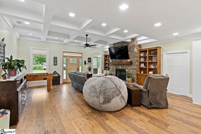 889 Murdock Road, Due West, SC 29639