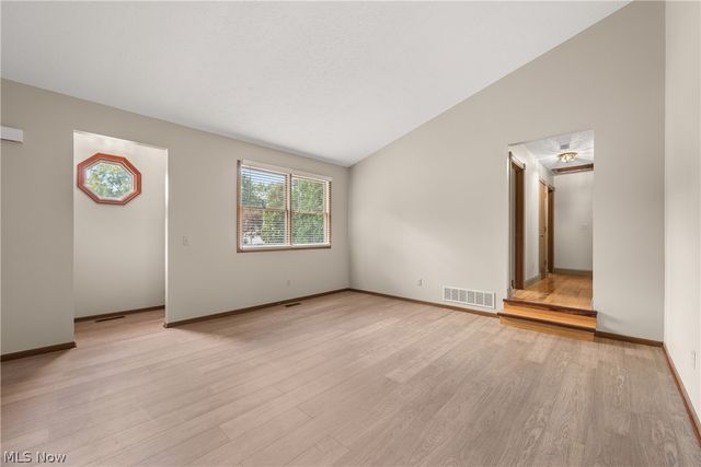 37888 N Doovys Street, Avon, OH 44011
