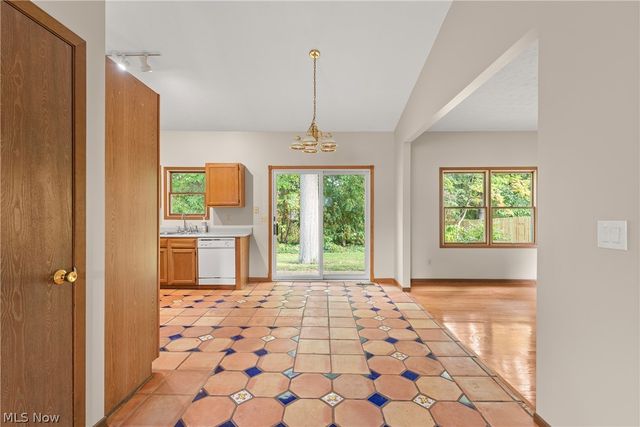 37888 N Doovys Street, Avon, OH 44011