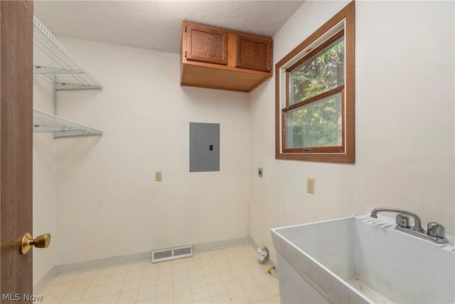 37888 N Doovys Street, Avon, OH 44011