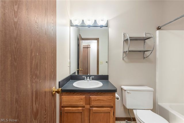 37888 N Doovys Street, Avon, OH 44011