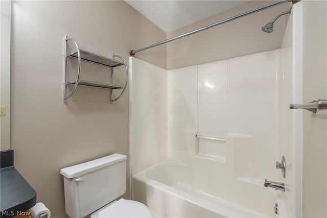 37888 N Doovys Street, Avon, OH 44011