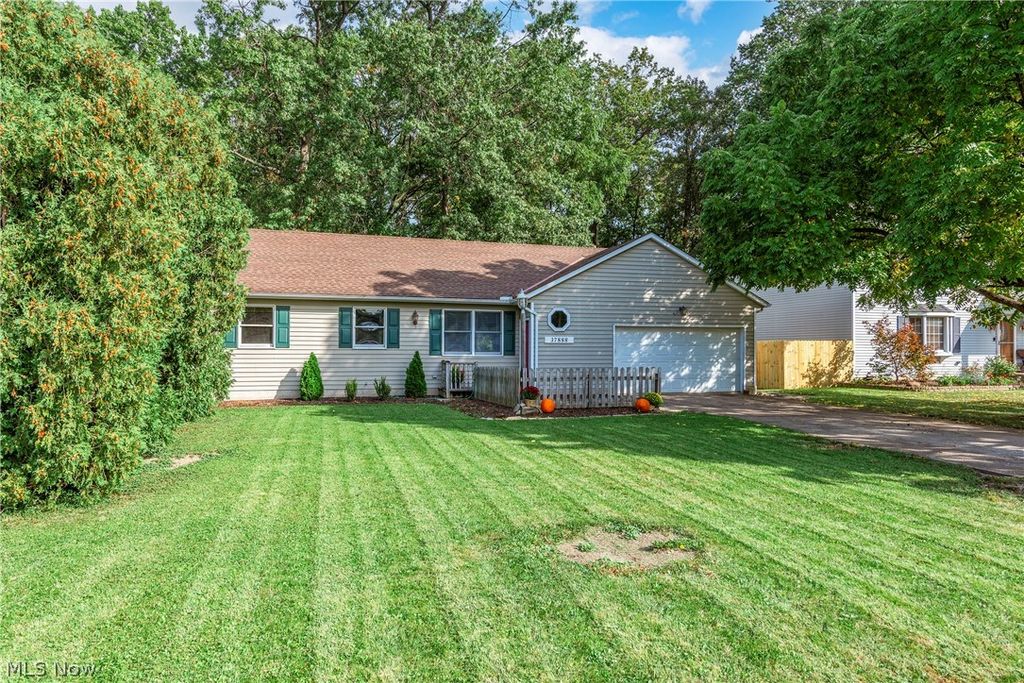 37888 N Doovys Street, Avon, OH 44011