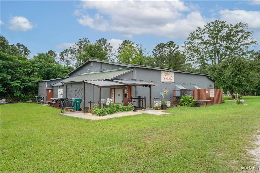 14948 TOWNSEND, Moundville, AL 35474