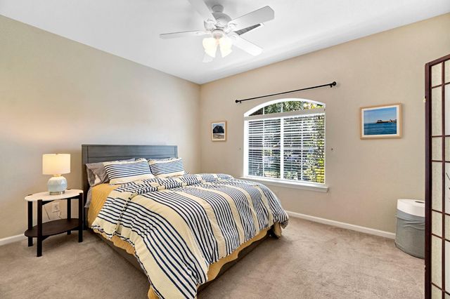1828 N Orangewood Avenue, Clovis, CA 93619