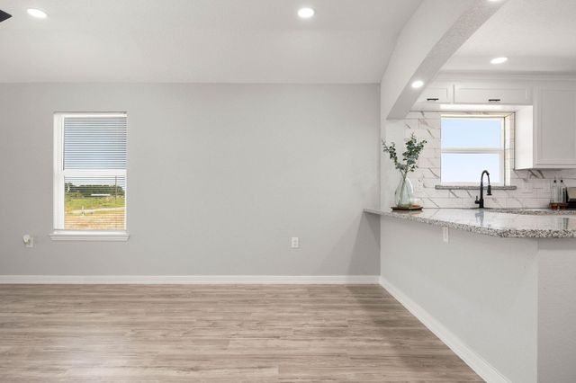 87 Road 592004, Cleveland, TX 77327