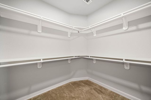 87 Road 592004, Cleveland, TX 77327