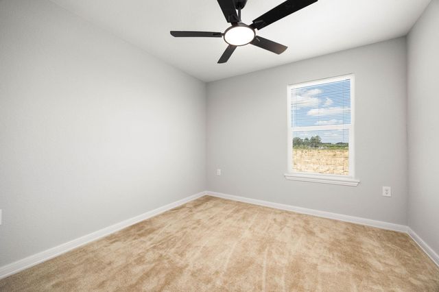87 Road 592004, Cleveland, TX 77327