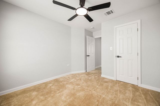 87 Road 592004, Cleveland, TX 77327