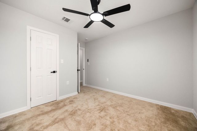 87 Road 592004, Cleveland, TX 77327