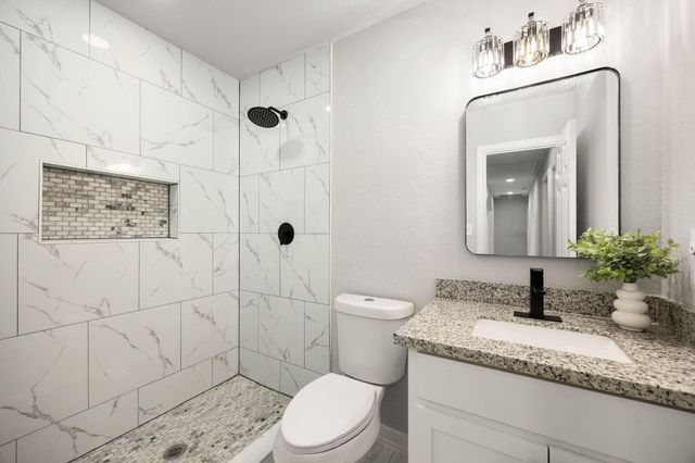 87 Road 592004, Cleveland, TX 77327