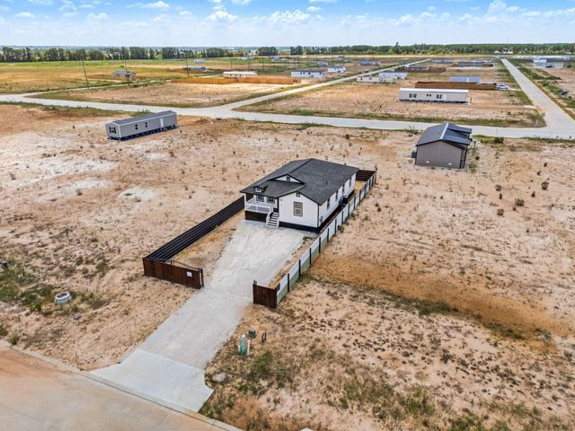 87 Road 592004, Cleveland, TX 77327