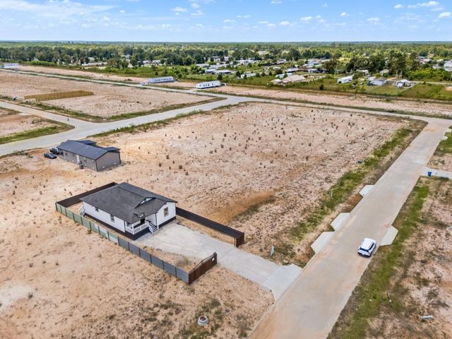 87 Road 592004, Cleveland, TX 77327