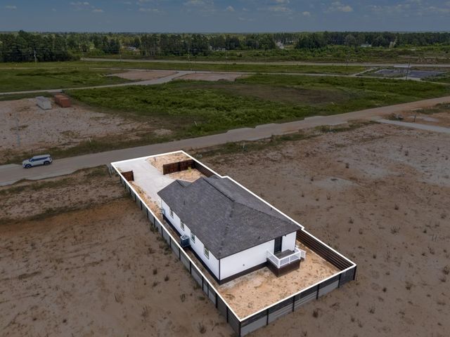 87 Road 592004, Cleveland, TX 77327