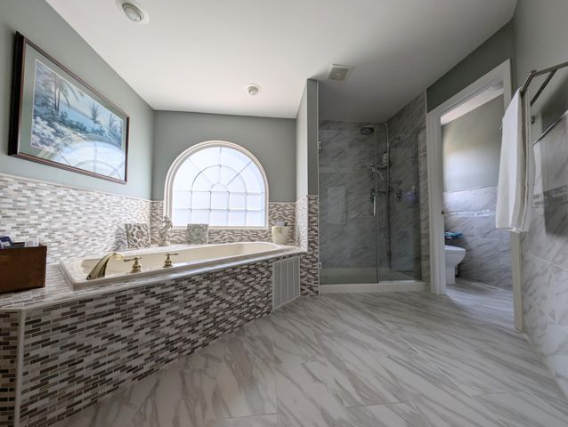 1049 Swale Court, Union, KY 41091