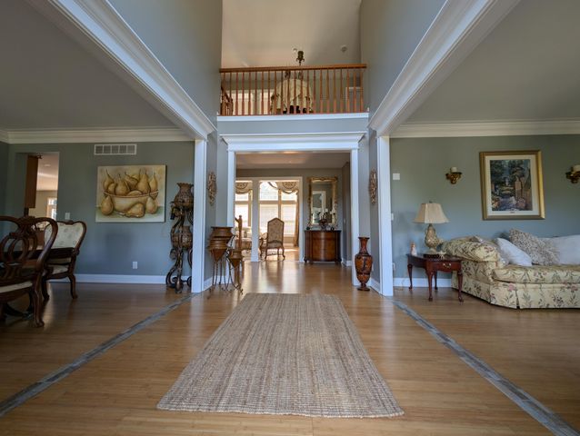 1049 Swale Court, Union, KY 41091