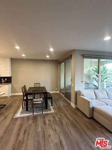 72 CAPRICORN, Irvine, CA 92618