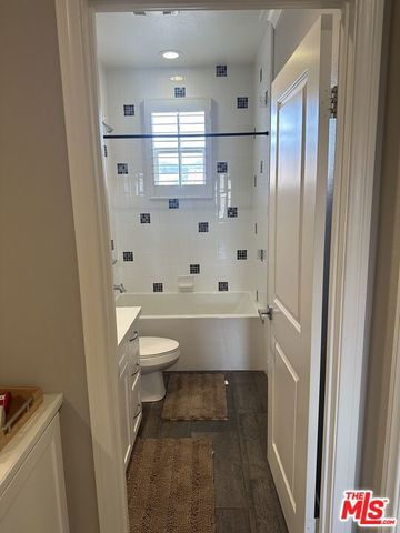 72 CAPRICORN, Irvine, CA 92618