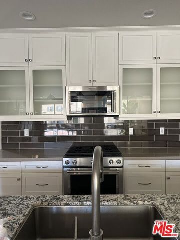 72 CAPRICORN, Irvine, CA 92618