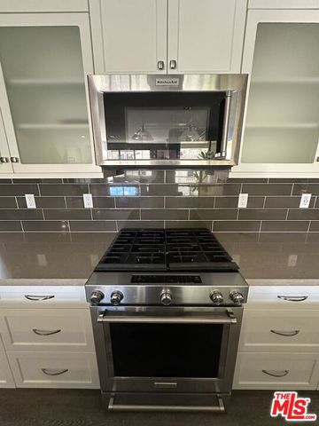 72 CAPRICORN, Irvine, CA 92618